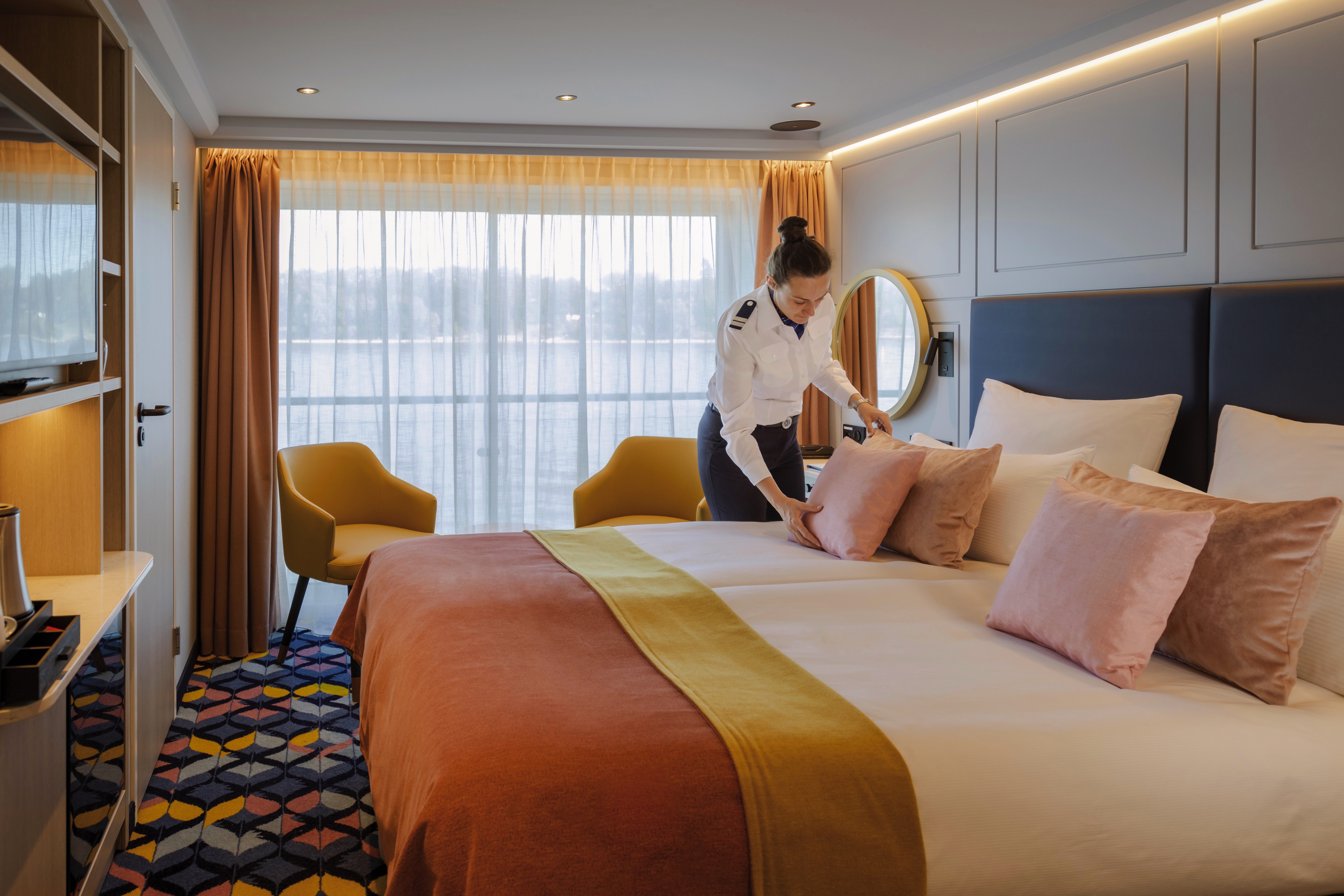Deluxe Cabin with French Balcony